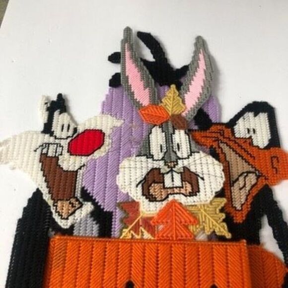 vintage halloween plastic canvas looney tunes bugs bunny daffy duck sylvester - Picture 6 of 8